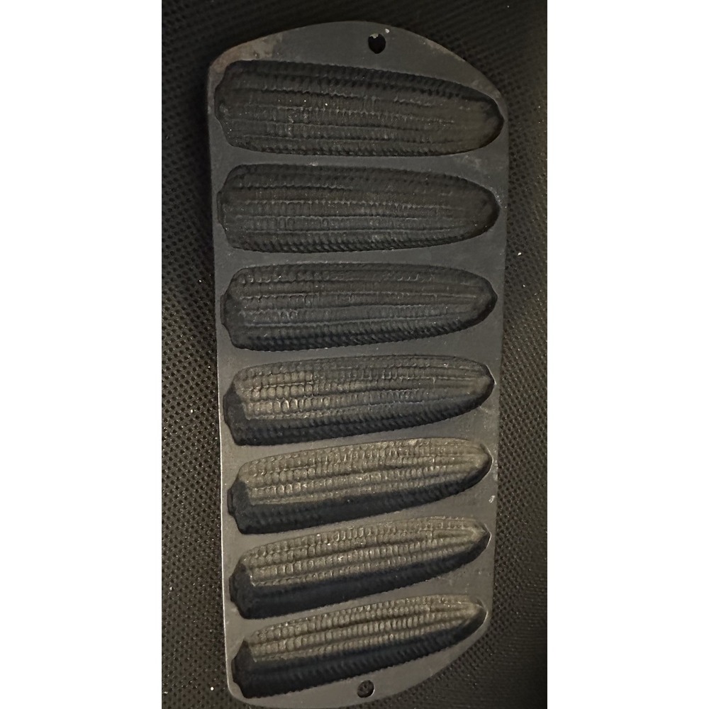 Vintage Cast Iron Cornbread Pan Mold Corn Cob‎ Shape